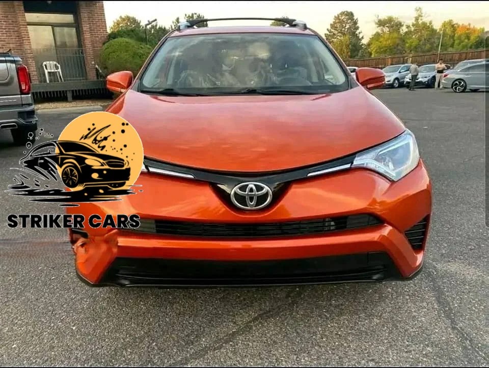 2016 Toyota RAV4 LE Sport Utility 4D