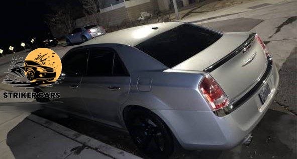 2020 Chrysler 300 srt