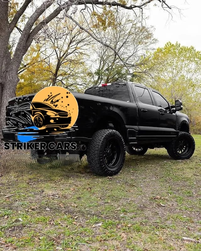 2023 F-250 - Image 2